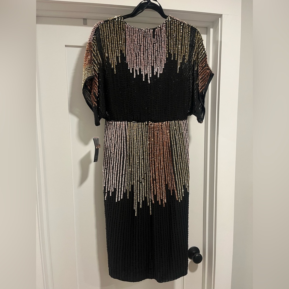 NWT: Aidan by Aidan Mattox, Beaded Dolman Sleeve dress. Size 6 - Picture 4 of 5